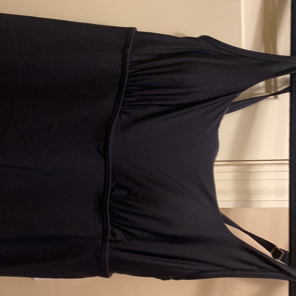 Lands End black swim dress, size 6, NWT - Picture 2 of 10